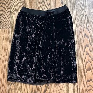 Marc Jacobs crushed velvet leopard skirt size 6